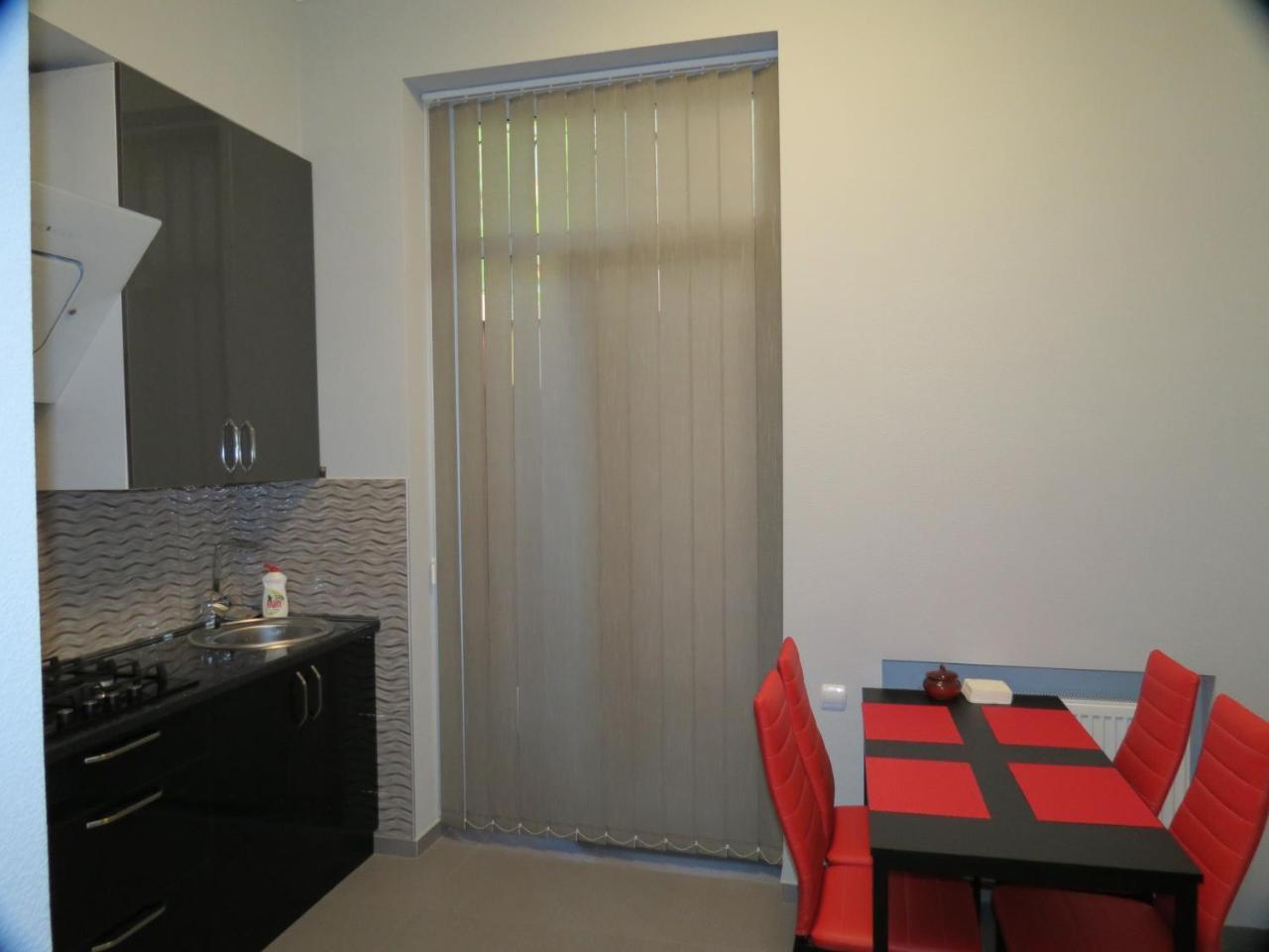 Three Rooms Apartment 第比利斯 外观 照片