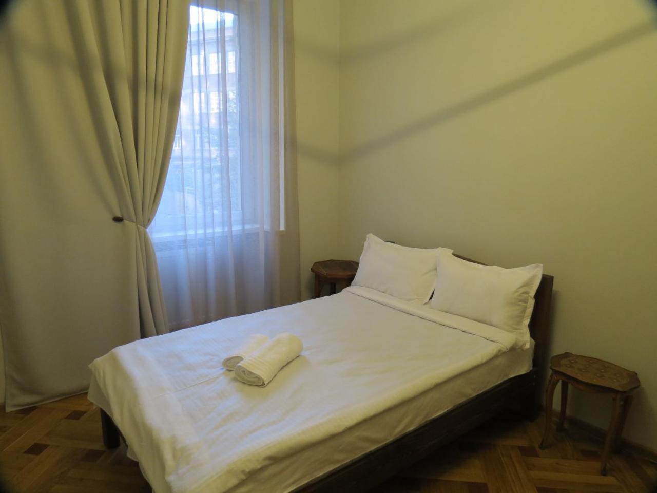 Three Rooms Apartment 第比利斯 外观 照片