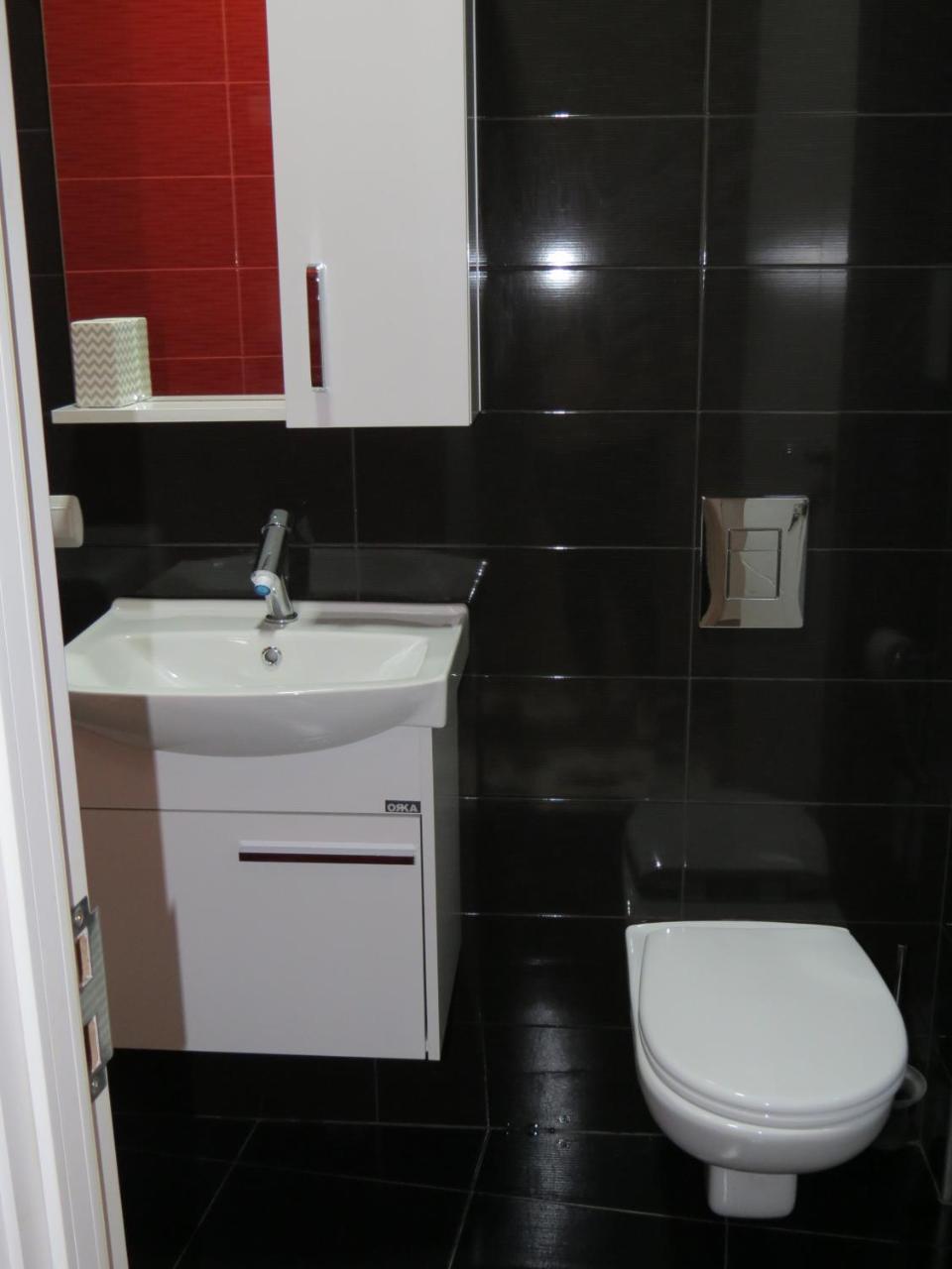 Three Rooms Apartment 第比利斯 外观 照片
