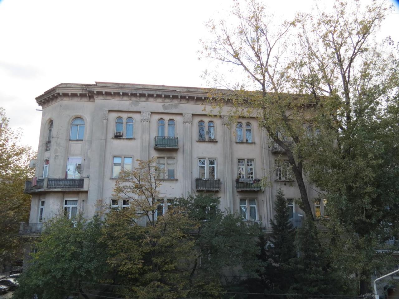 Three Rooms Apartment 第比利斯 外观 照片
